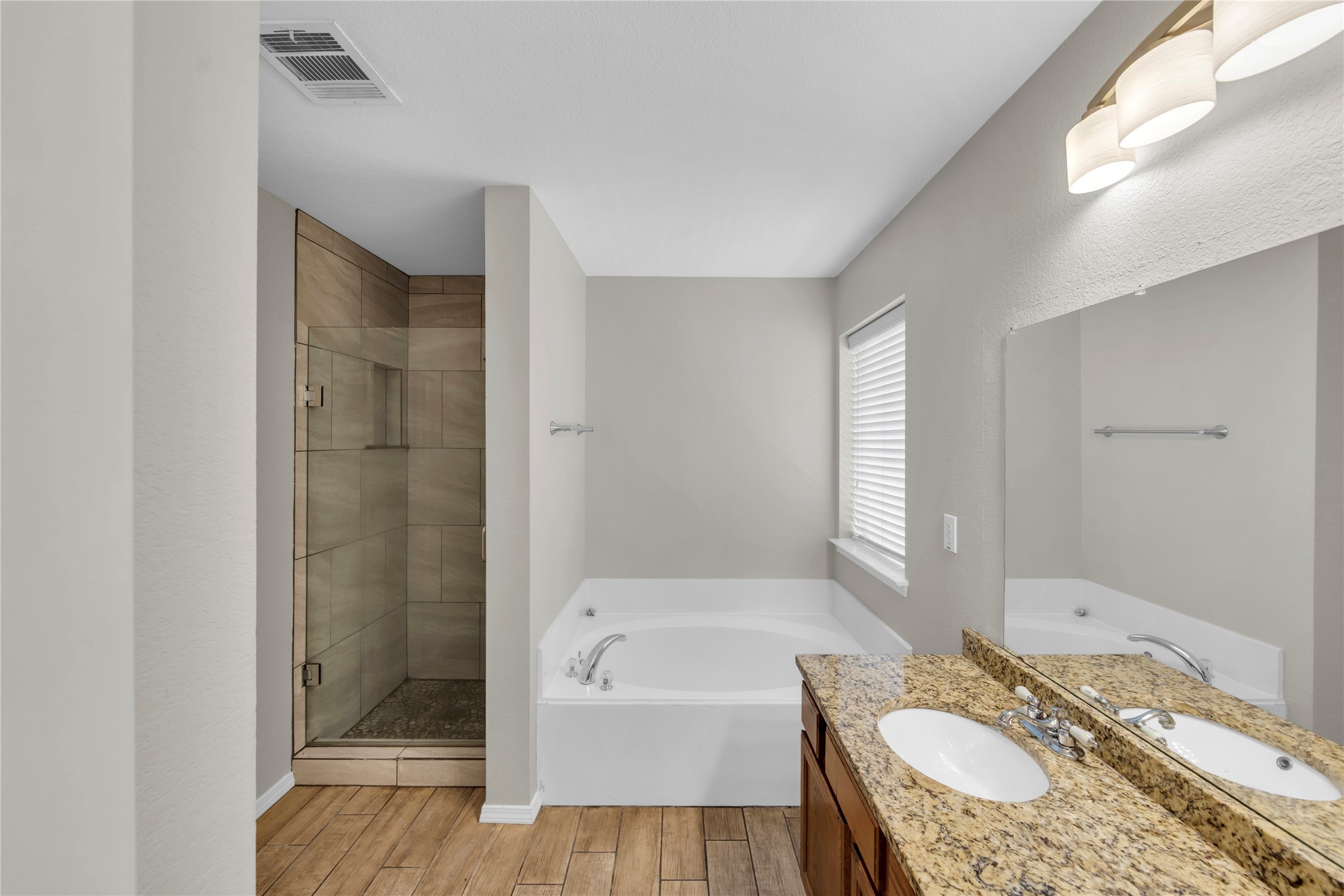 2325 Hummingbird Way Mesquite TX 75181