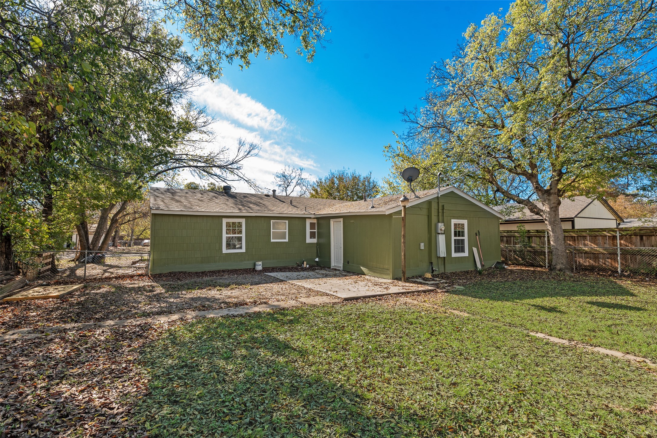 2647 Province Lane Dallas TX 75228