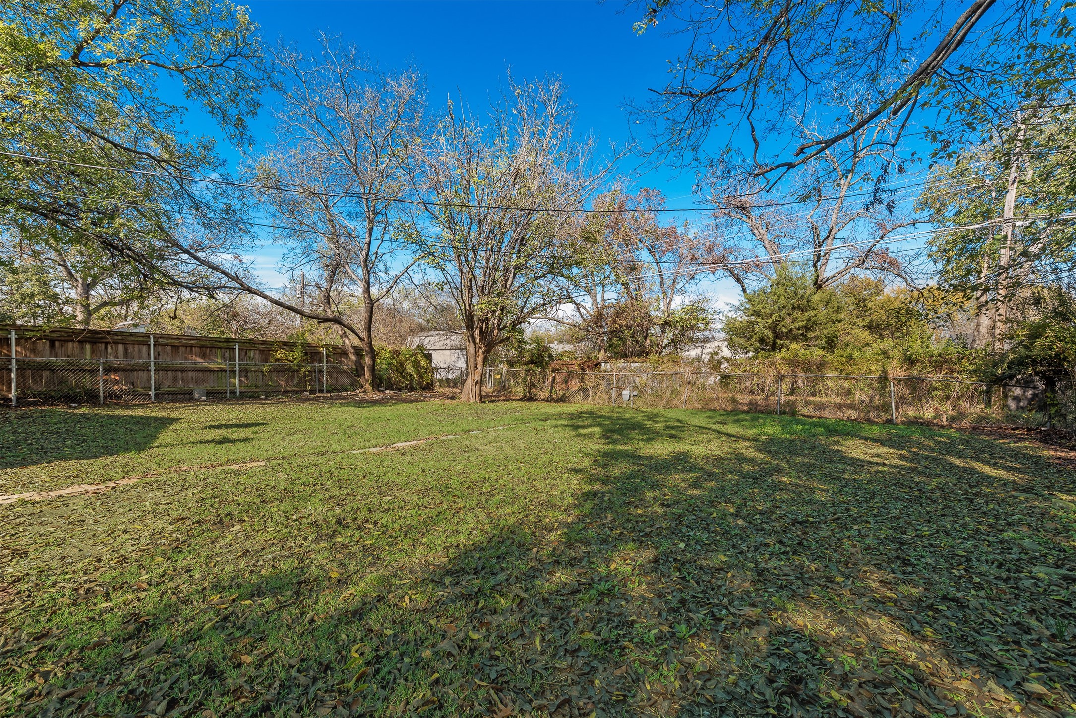 2647 Province Lane Dallas TX 75228