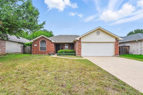 1412 Mockingbird Lane Desoto TX 75115