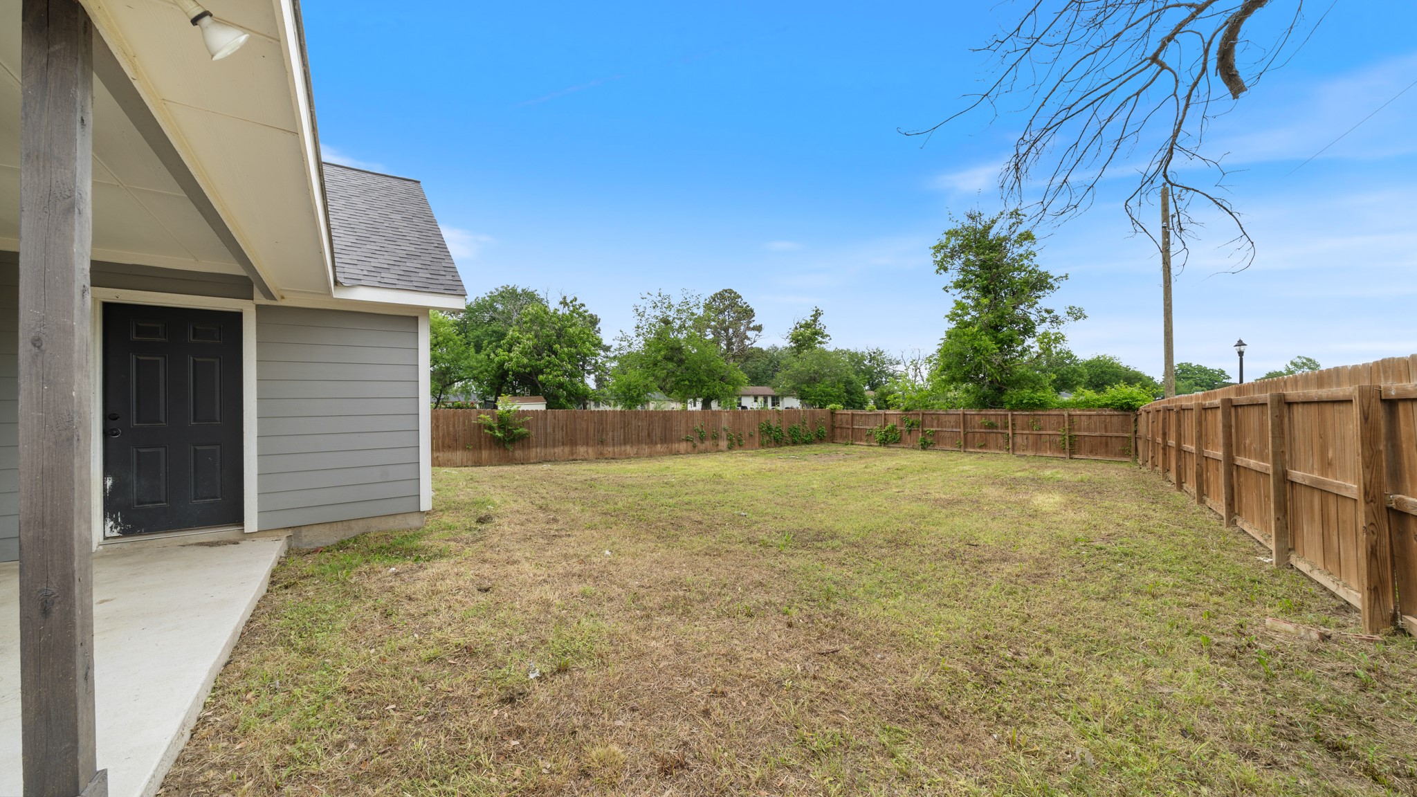 207 E Mccoulskey Street Terrell TX 75160
