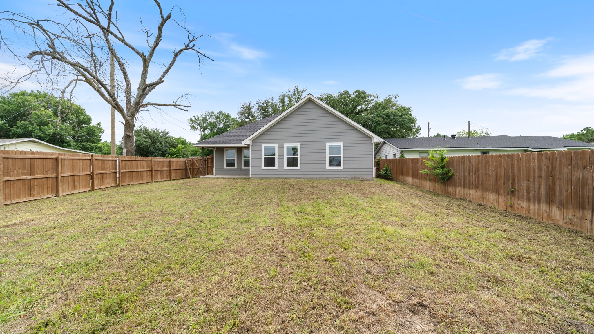 207 E Mccoulskey Street Terrell TX 75160