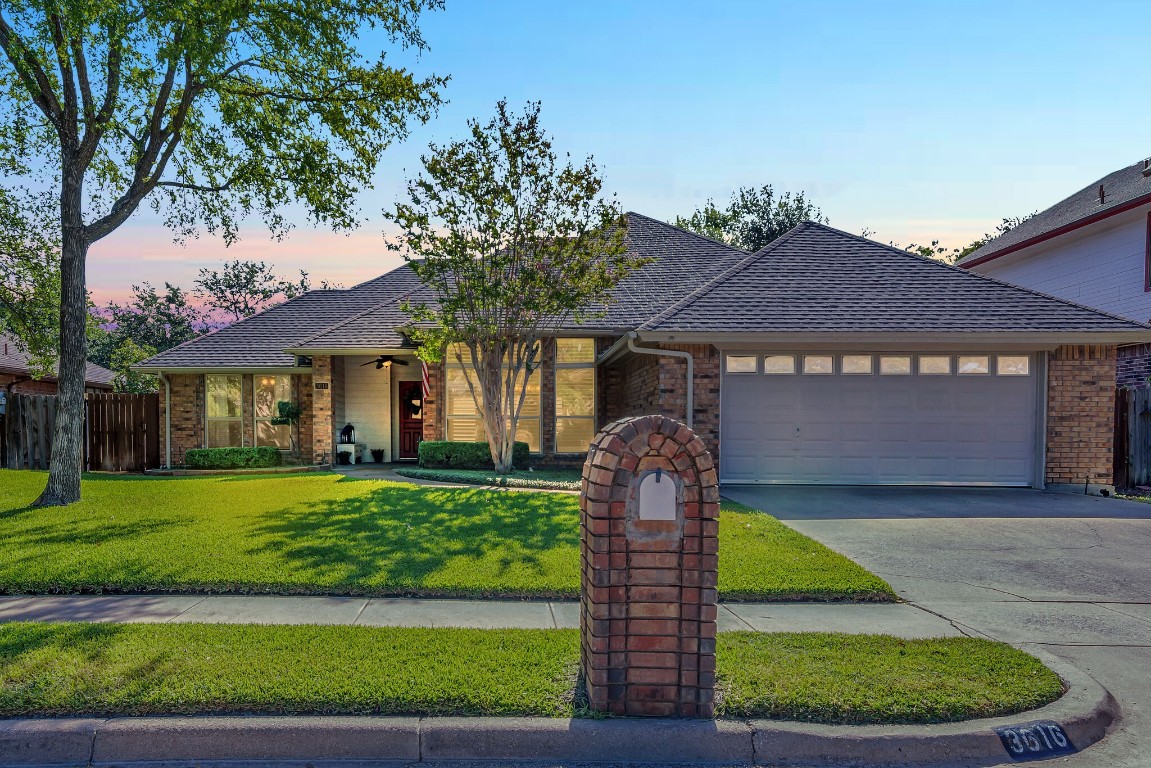 3616 Greenway Drive Bedford TX 76021