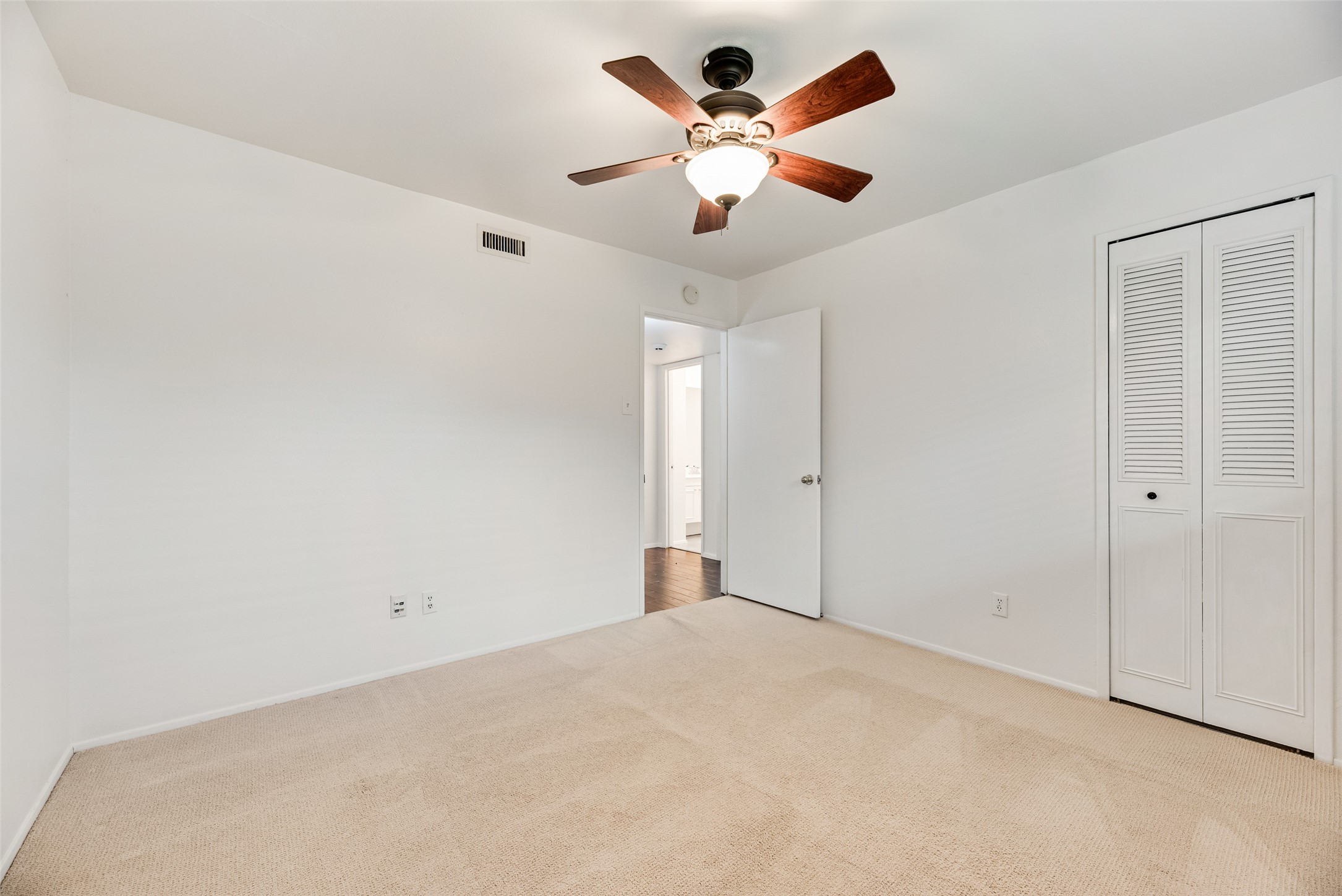 6622 Leameadow Drive Dallas TX 75248