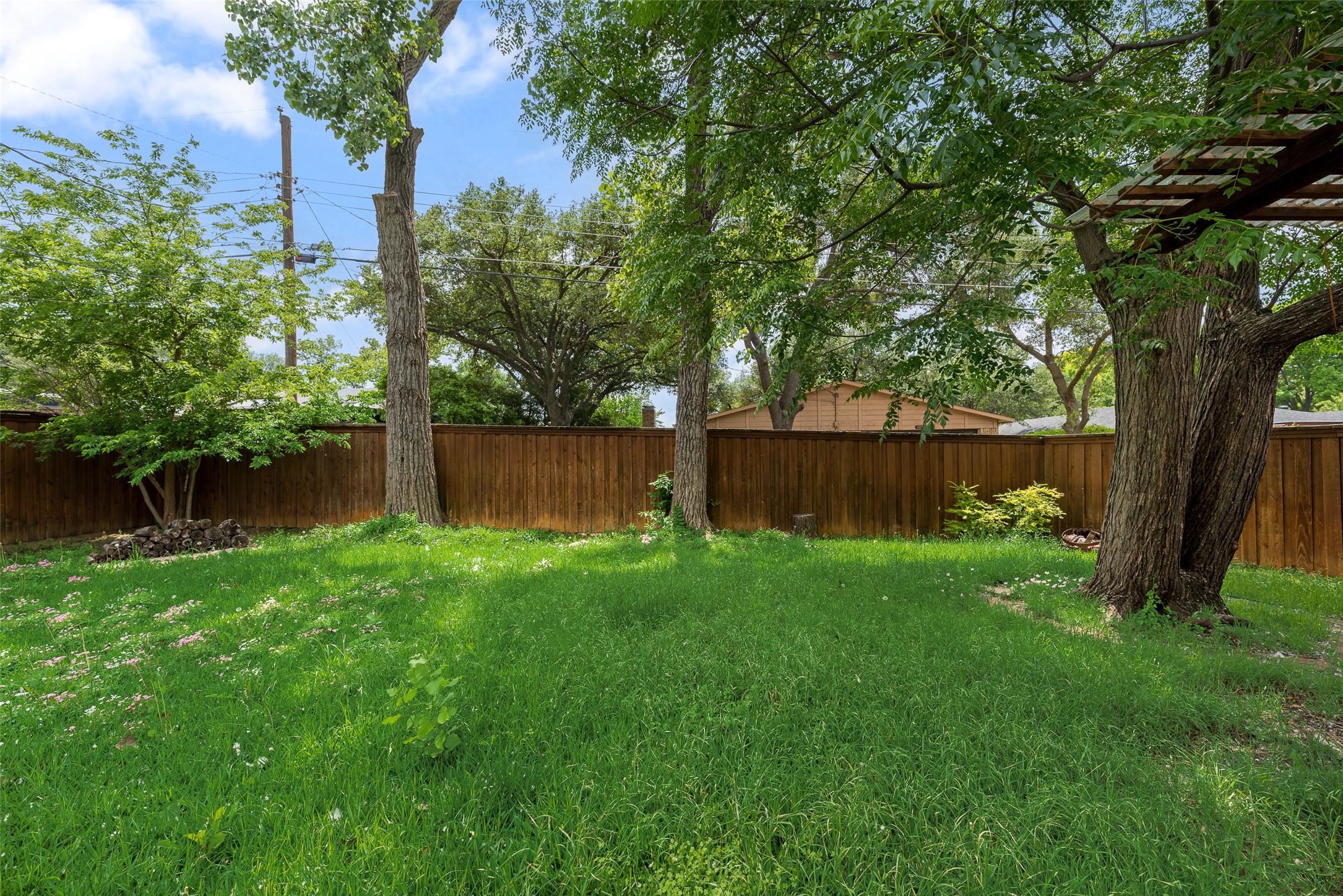 6622 Leameadow Drive Dallas TX 75248