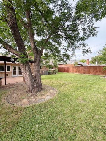 6622 Leameadow Drive Dallas TX 75248