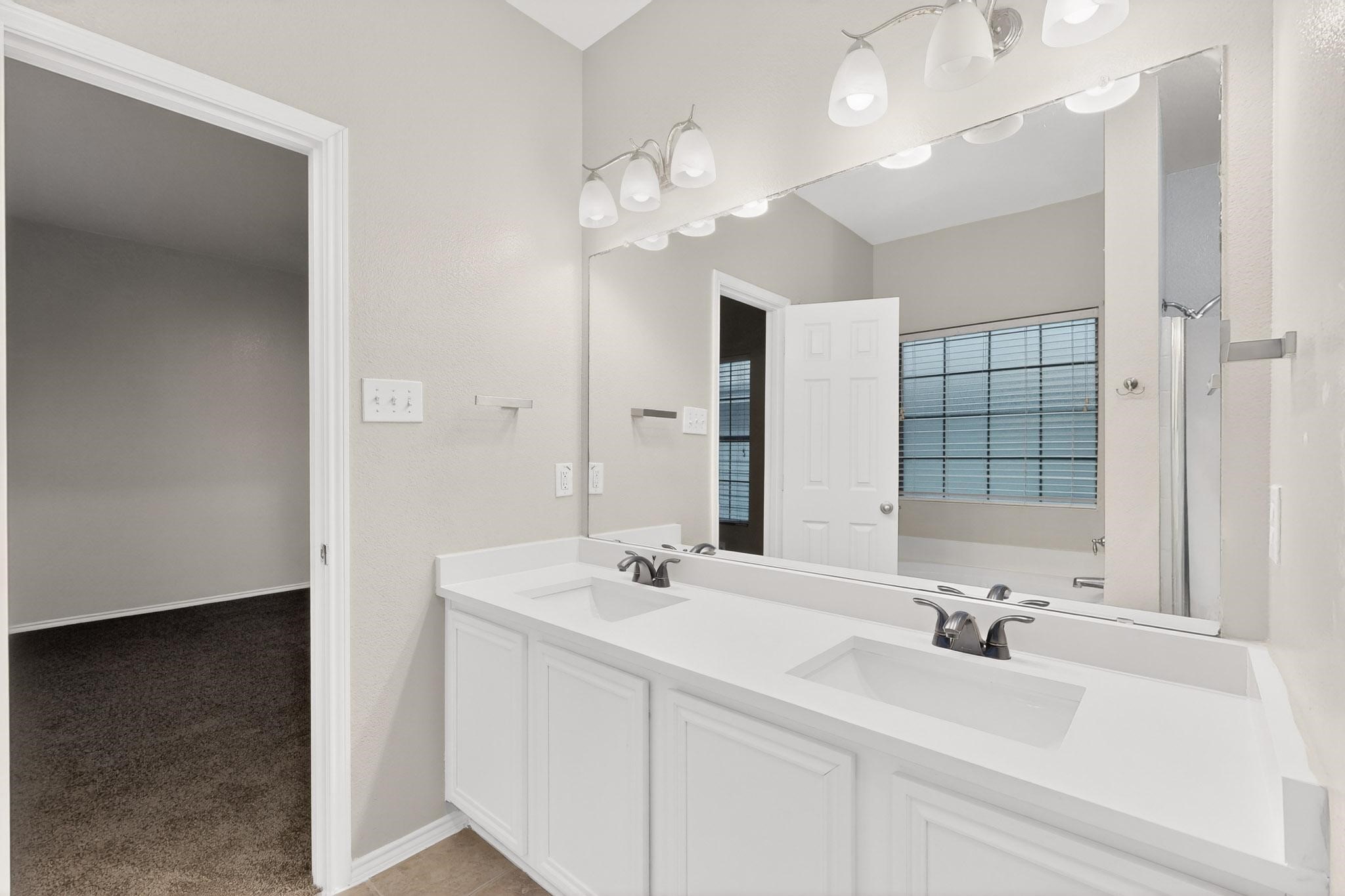 1088 Appaloosa Circle Fort Worth TX 76179