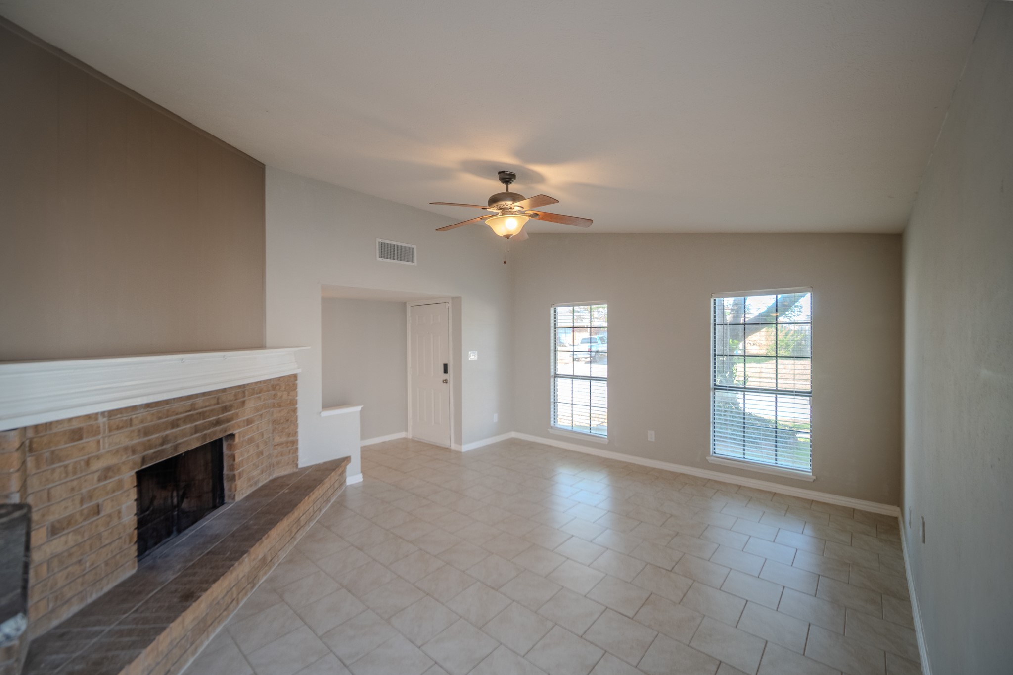 6802 Blackberry Drive Arlington TX 76016