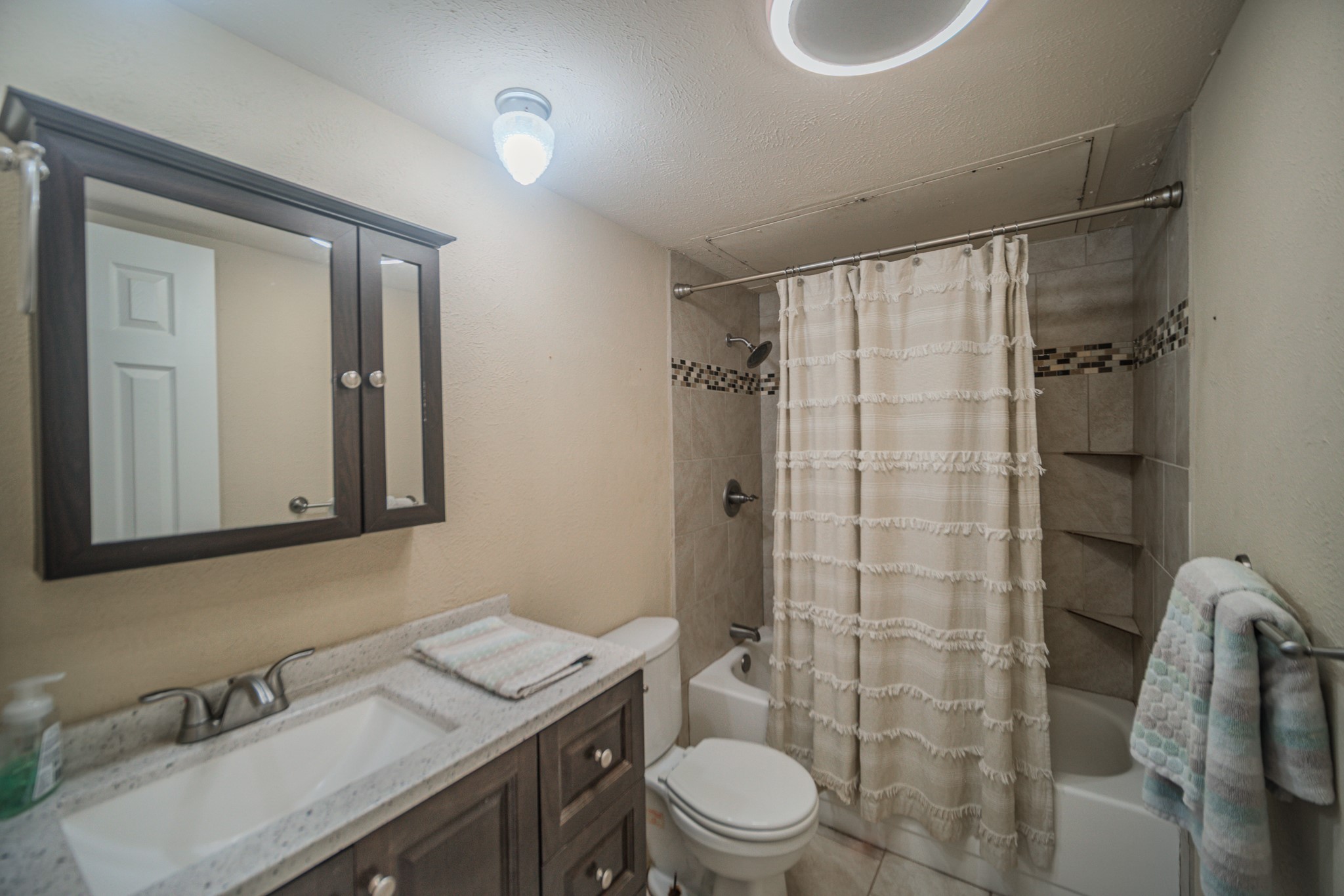 6802 Blackberry Drive Arlington TX 76016
