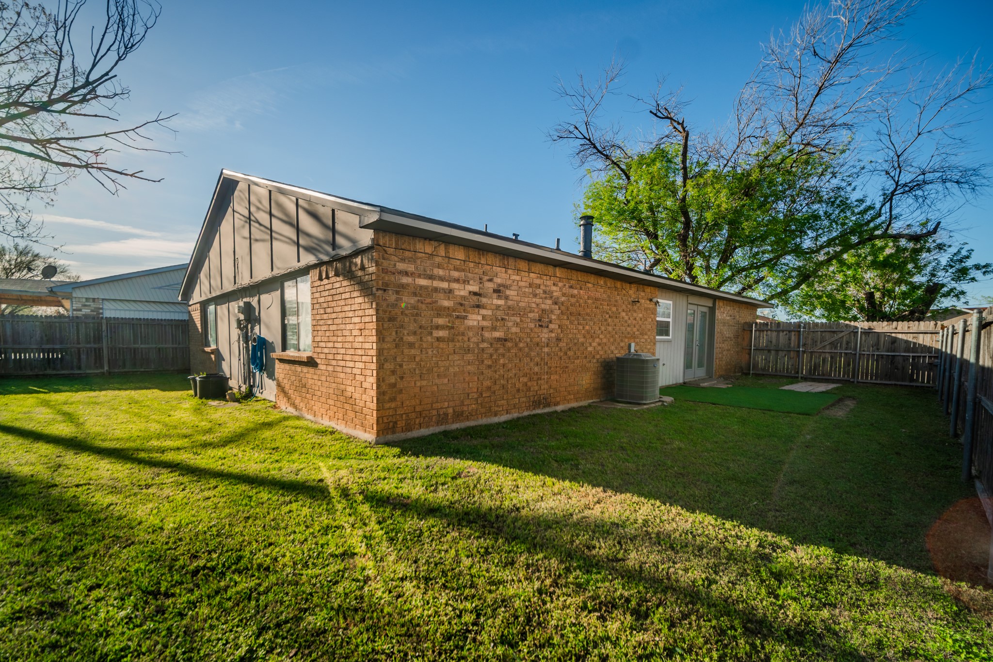 6802 Blackberry Drive Arlington TX 76016