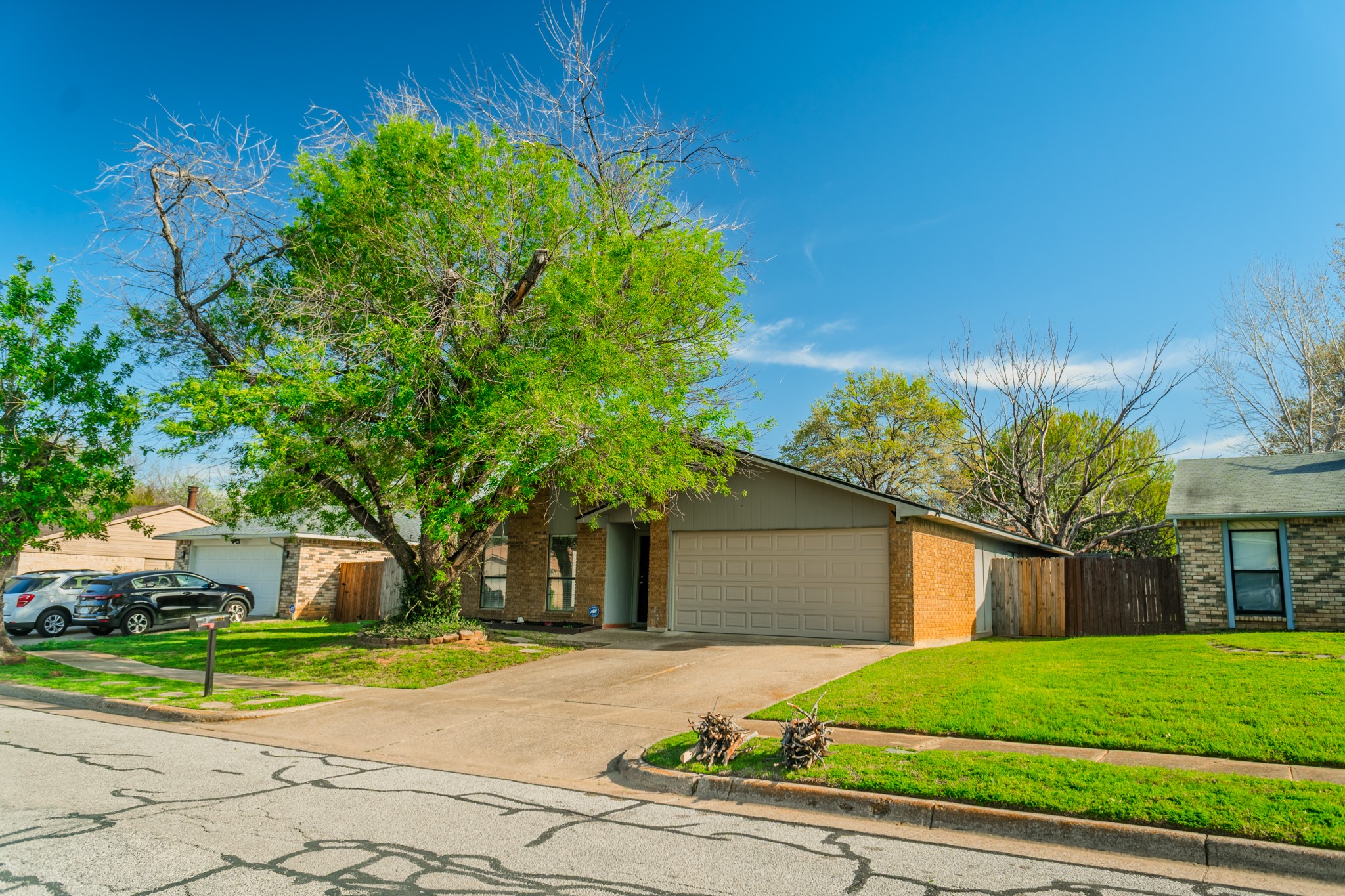 6802 Blackberry Drive Arlington TX 76016