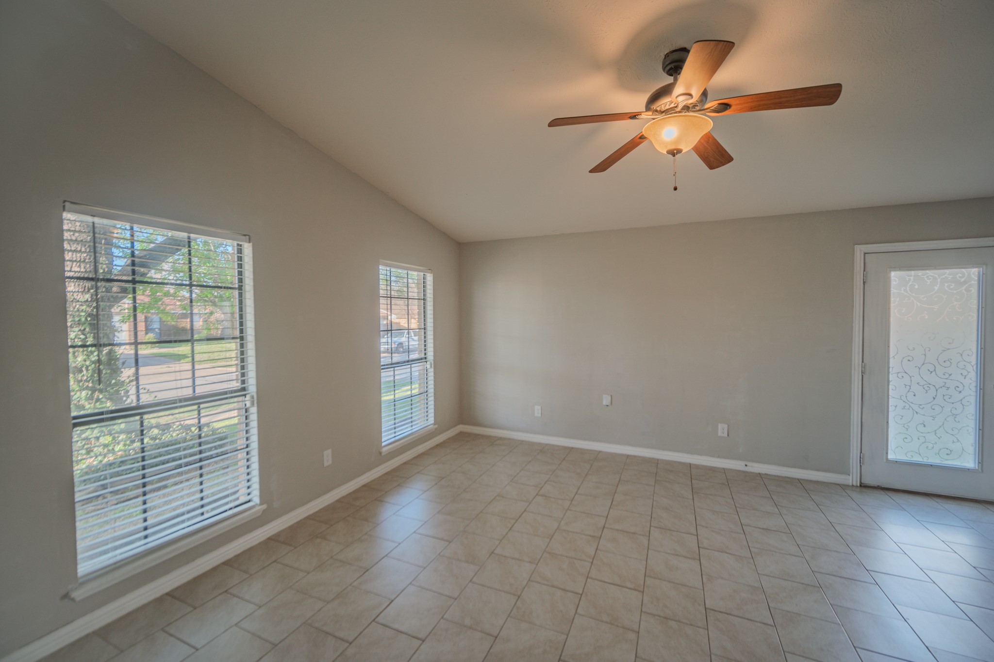 6802 Blackberry Drive Arlington TX 76016
