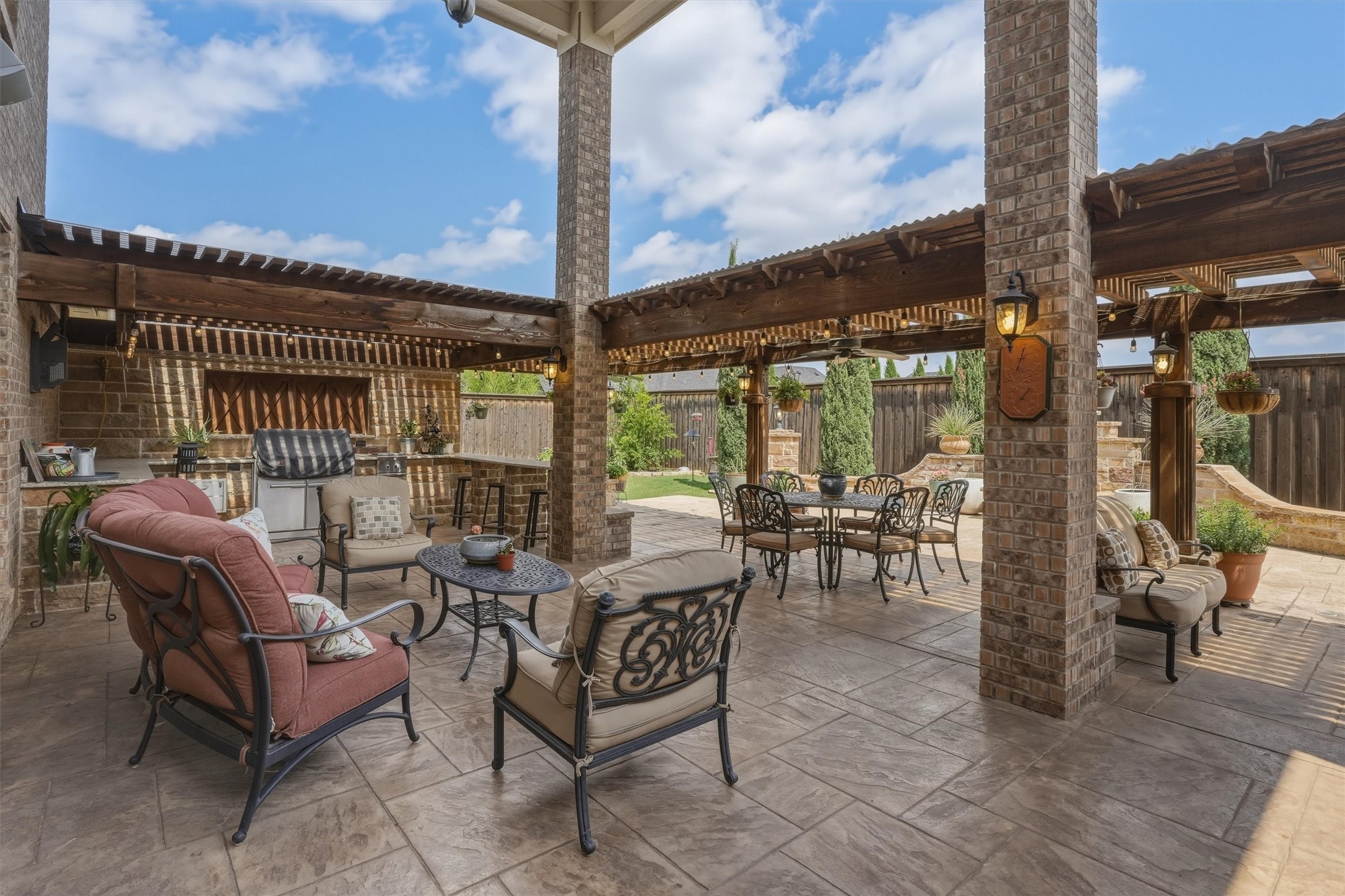 2222 Crest Pointe Place Frisco TX 75034