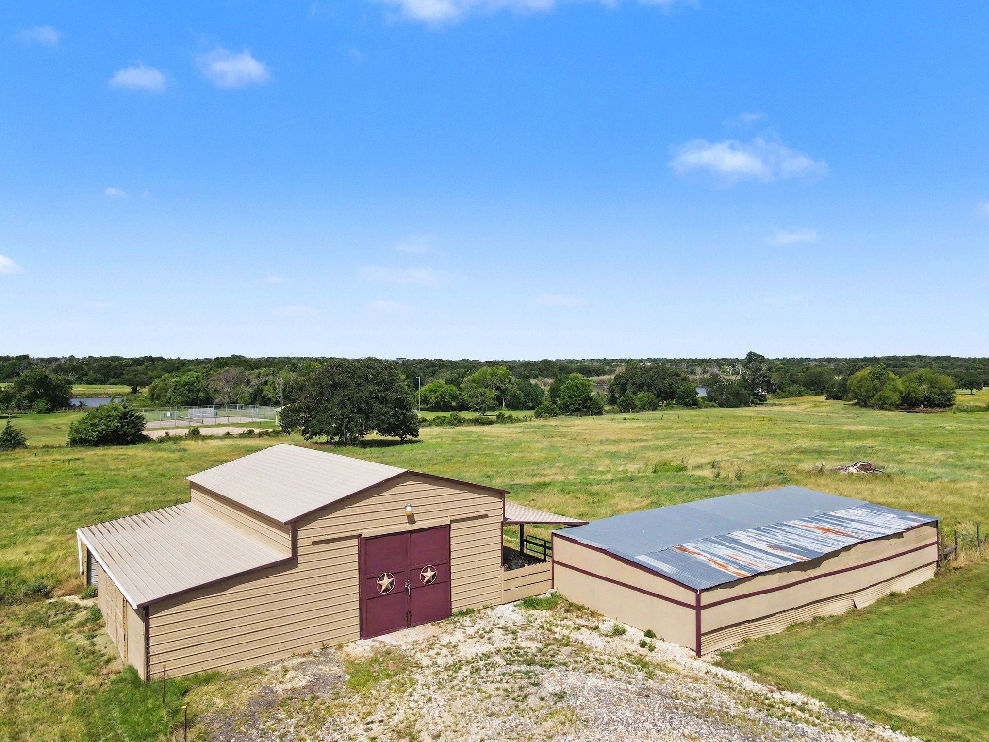 3200 NW 4th Street Hubbard TX 76648