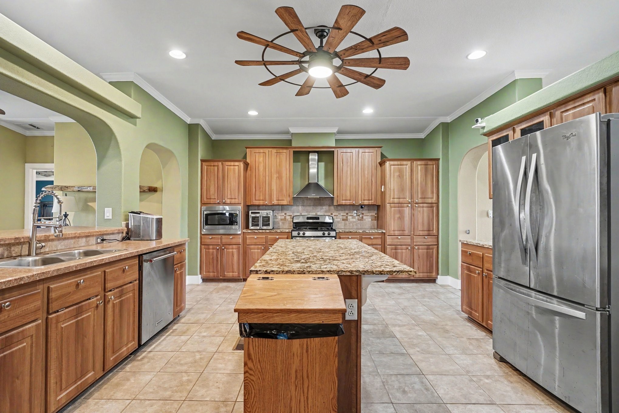 3200 NW 4th Street Hubbard TX 76648