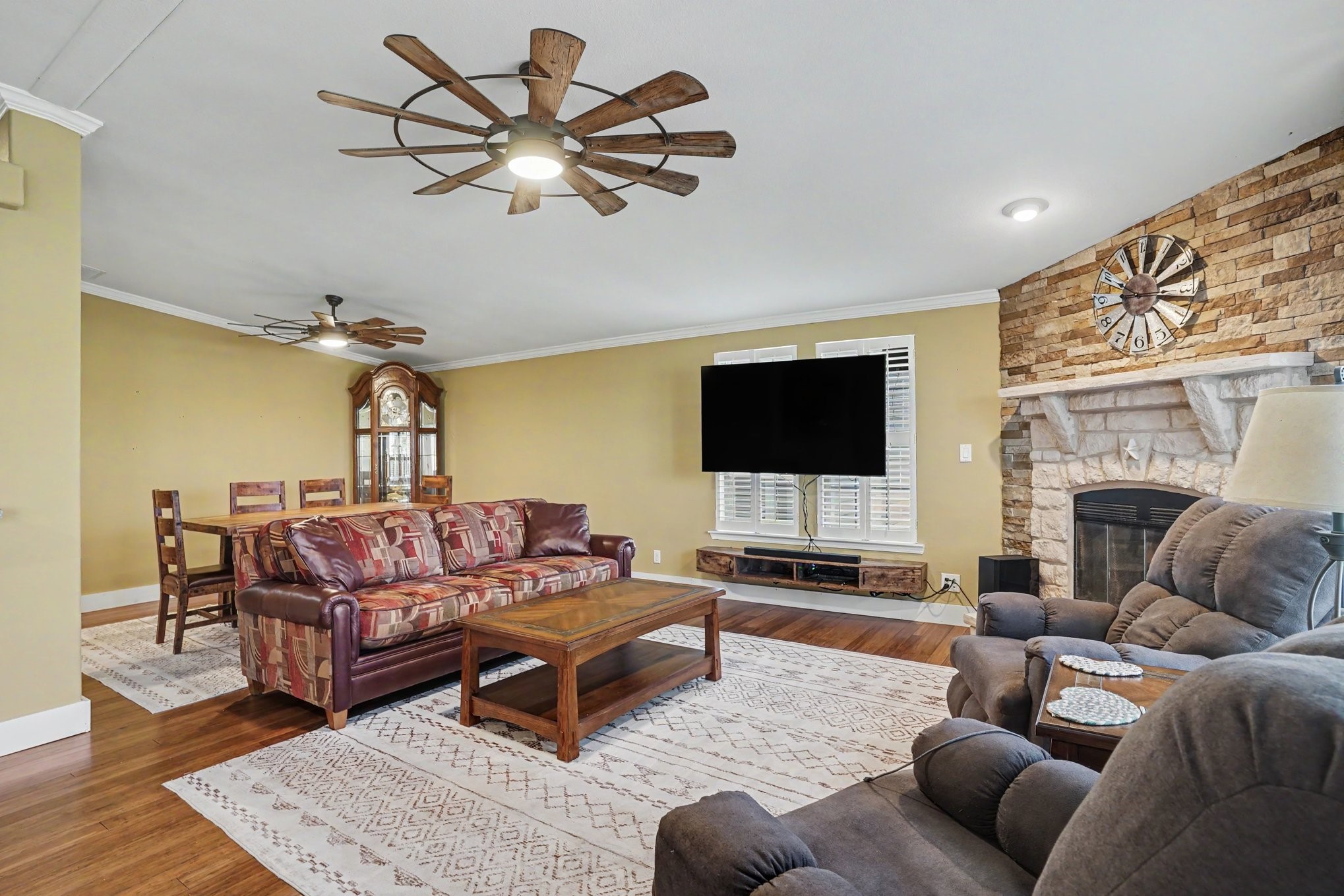 3200 NW 4th Street Hubbard TX 76648