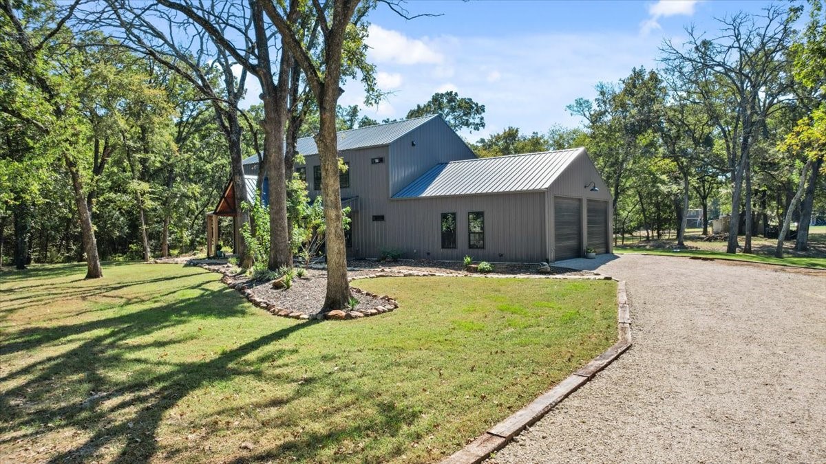 647 County Road 3318 Greenville TX 75402