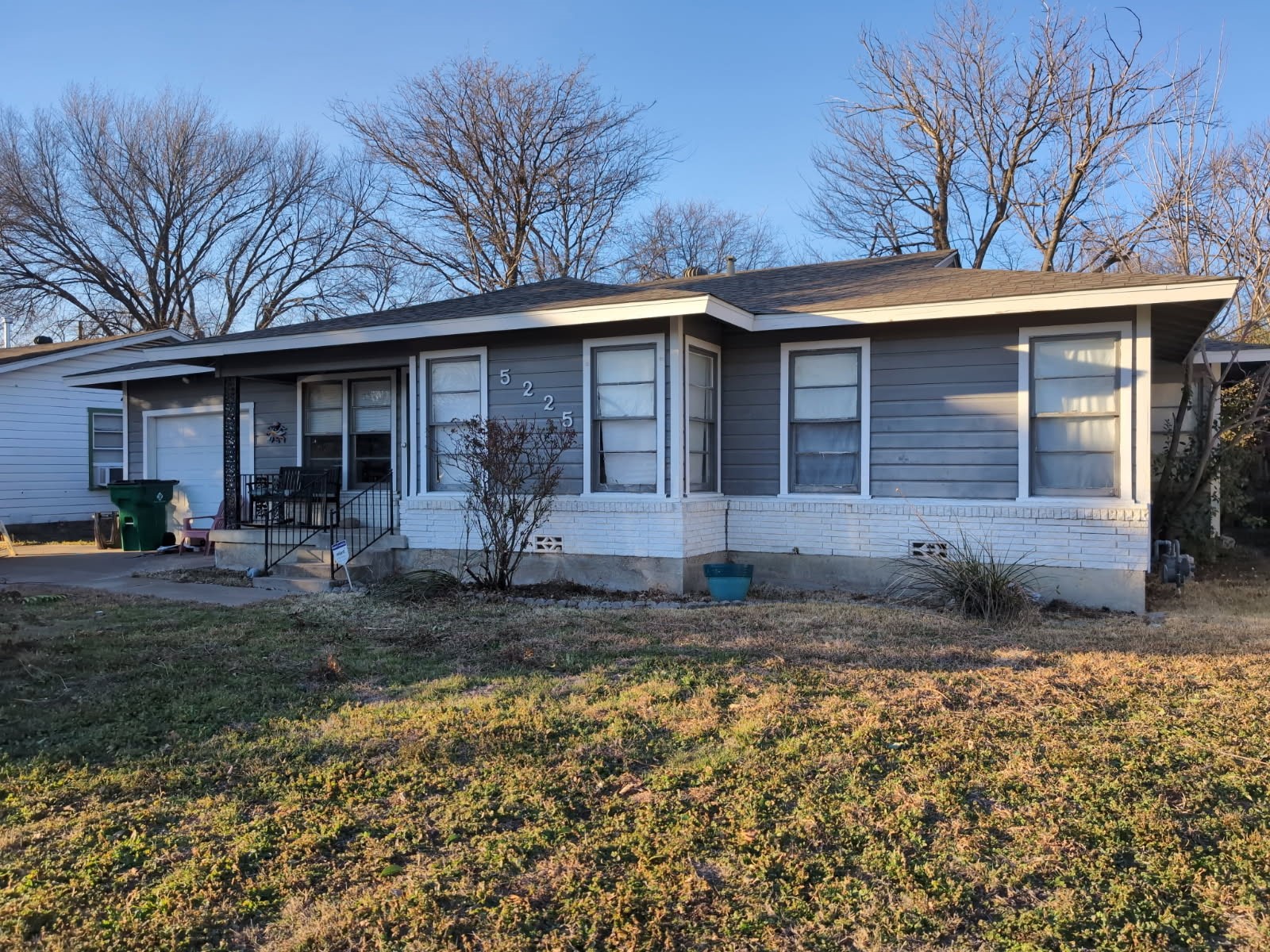 5225 Stephanie Drive Haltom City TX 76117