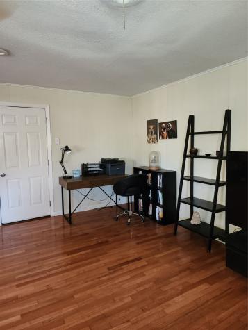 5225 Stephanie Drive Haltom City TX 76117