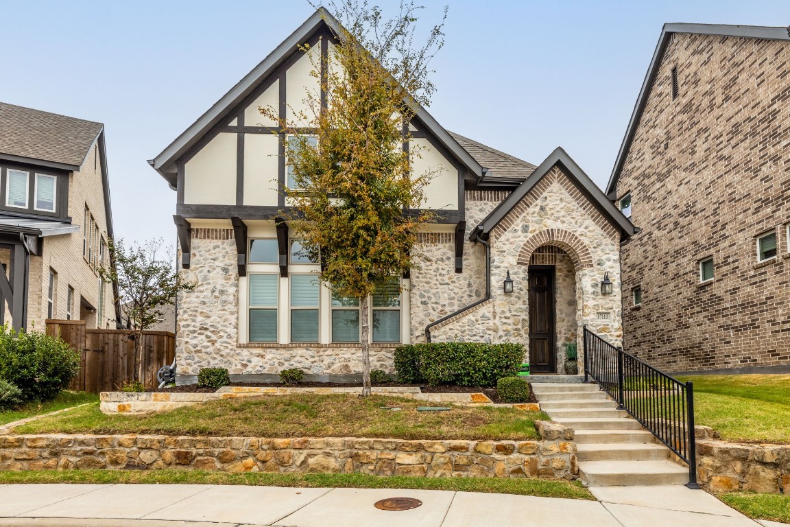 17113 Lacebark Lane Dallas TX 75252