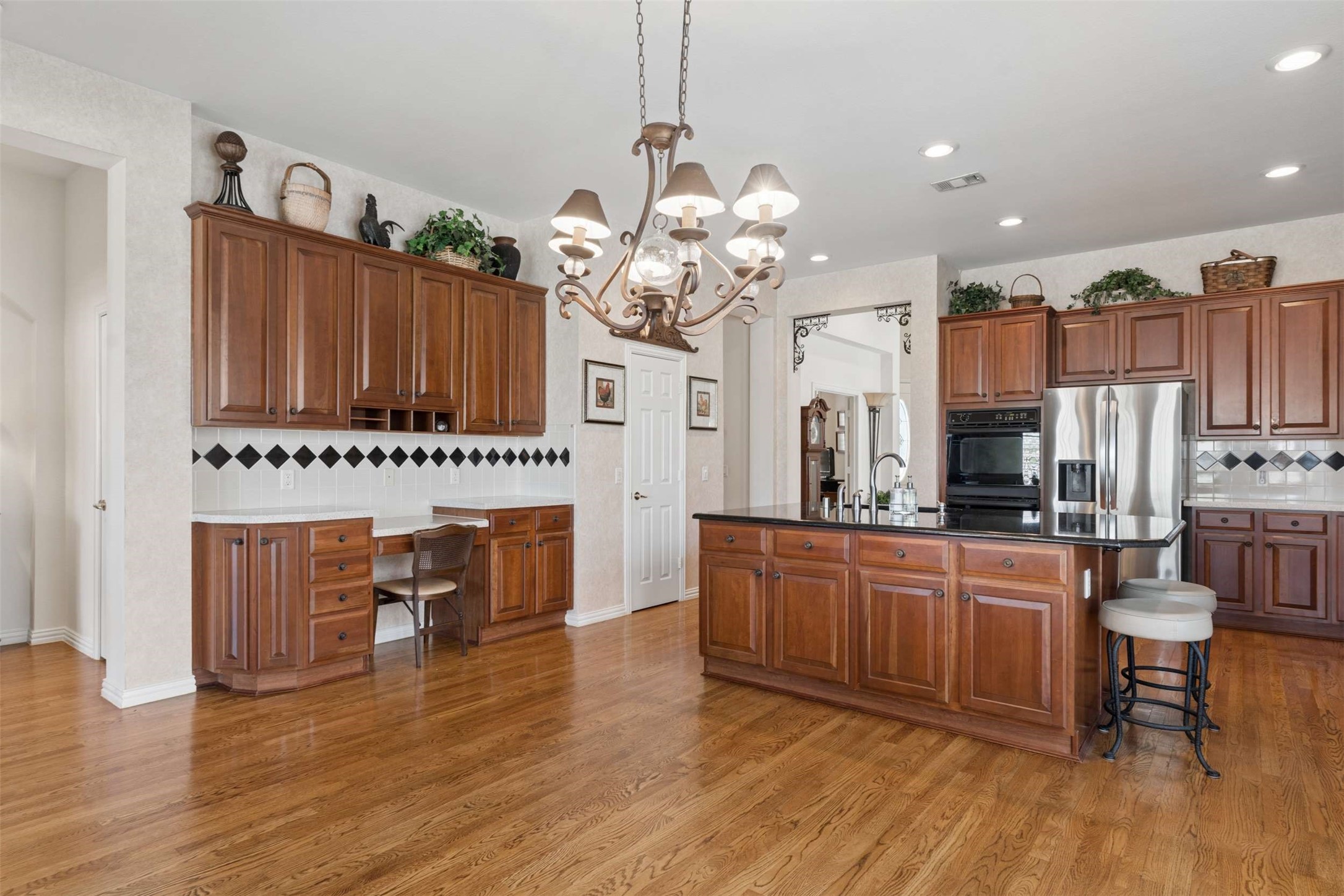 379 Southern Hills Drive Fairview TX 75069