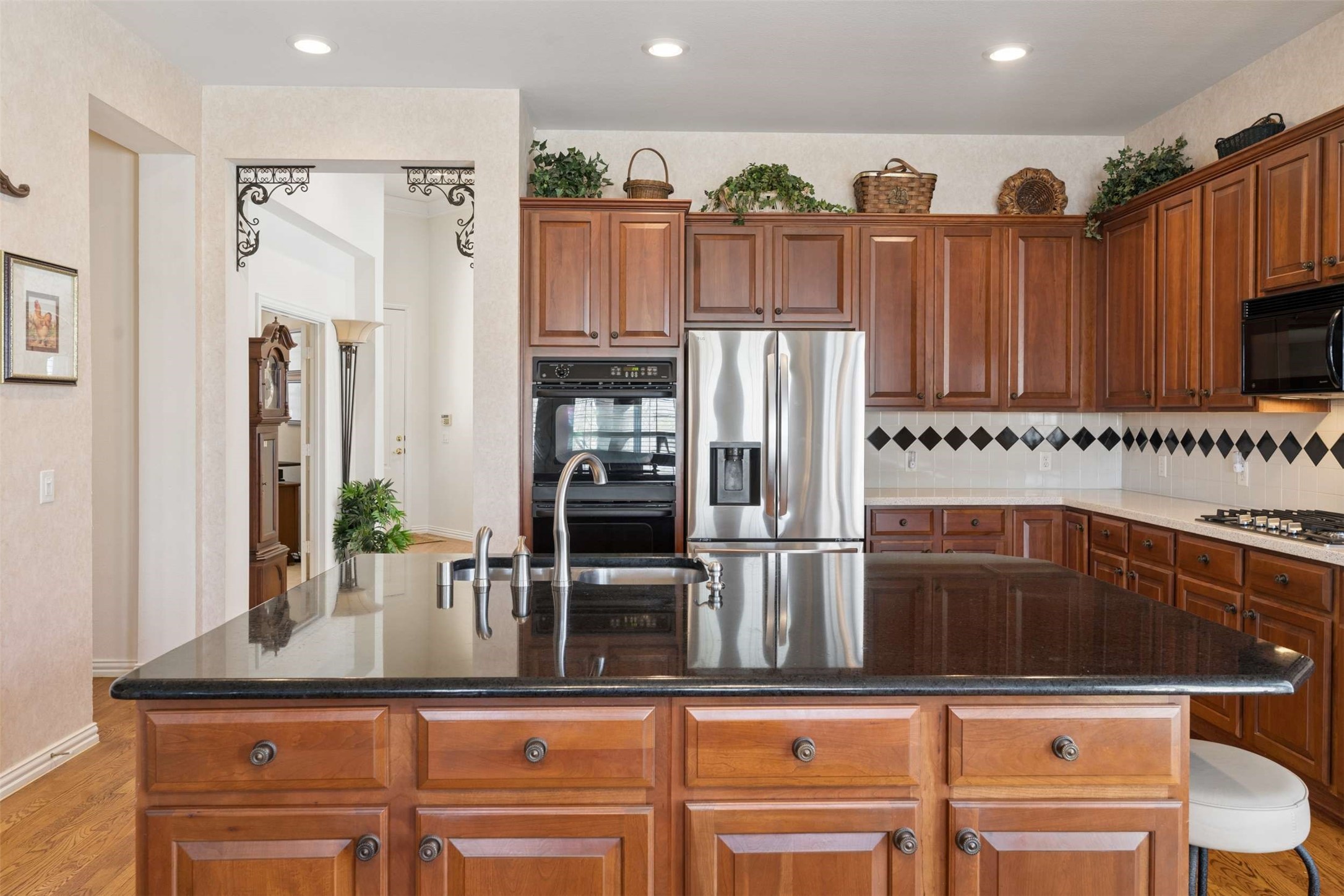 379 Southern Hills Drive Fairview TX 75069