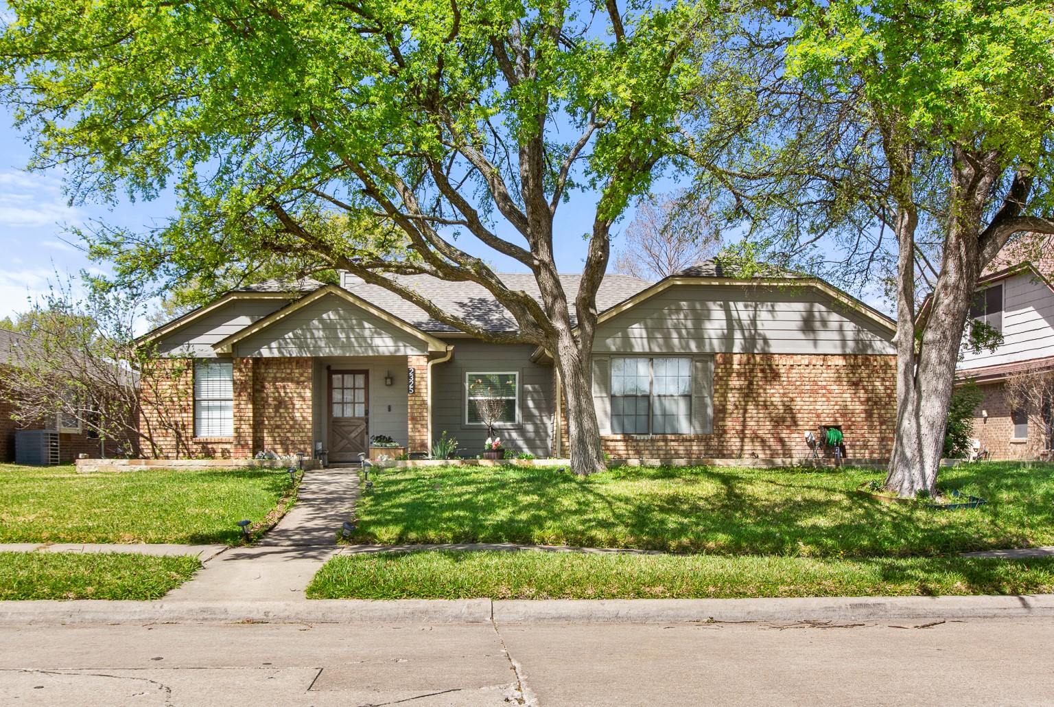 2325 Idlewood Drive Garland TX 75040