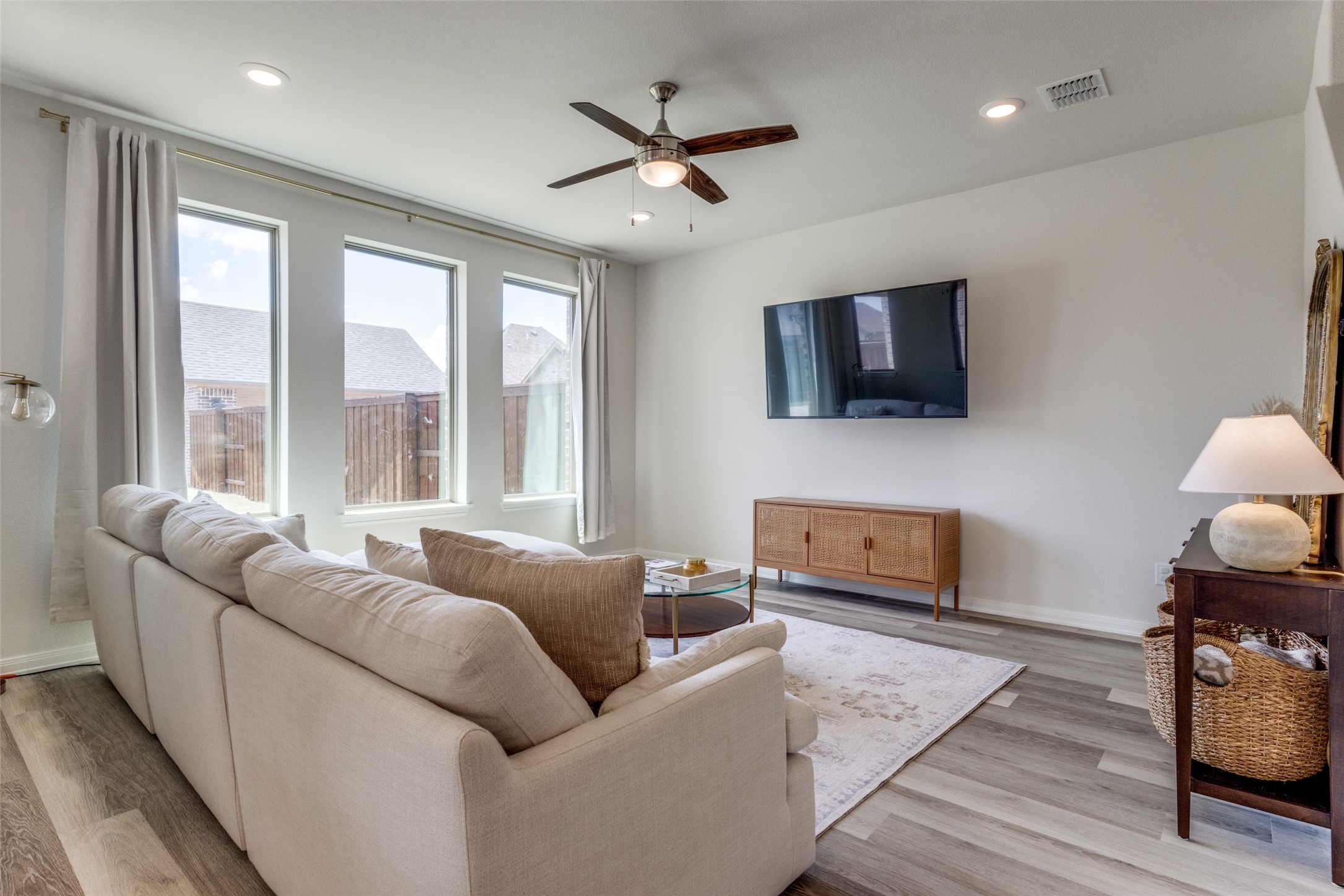 1813 Lakemont Drive Van Alstyne TX 75495