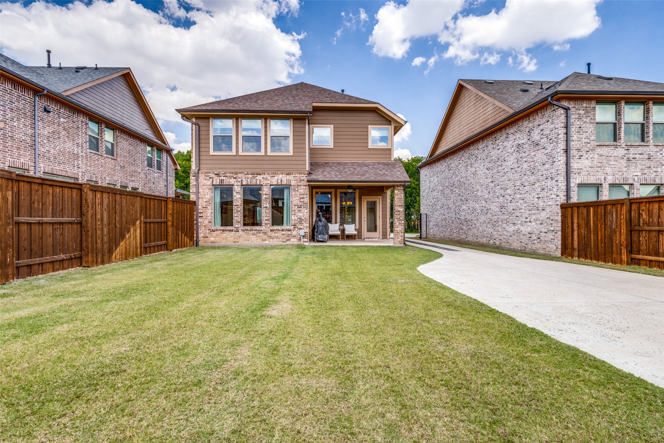 1813 Lakemont Drive Van Alstyne TX 75495