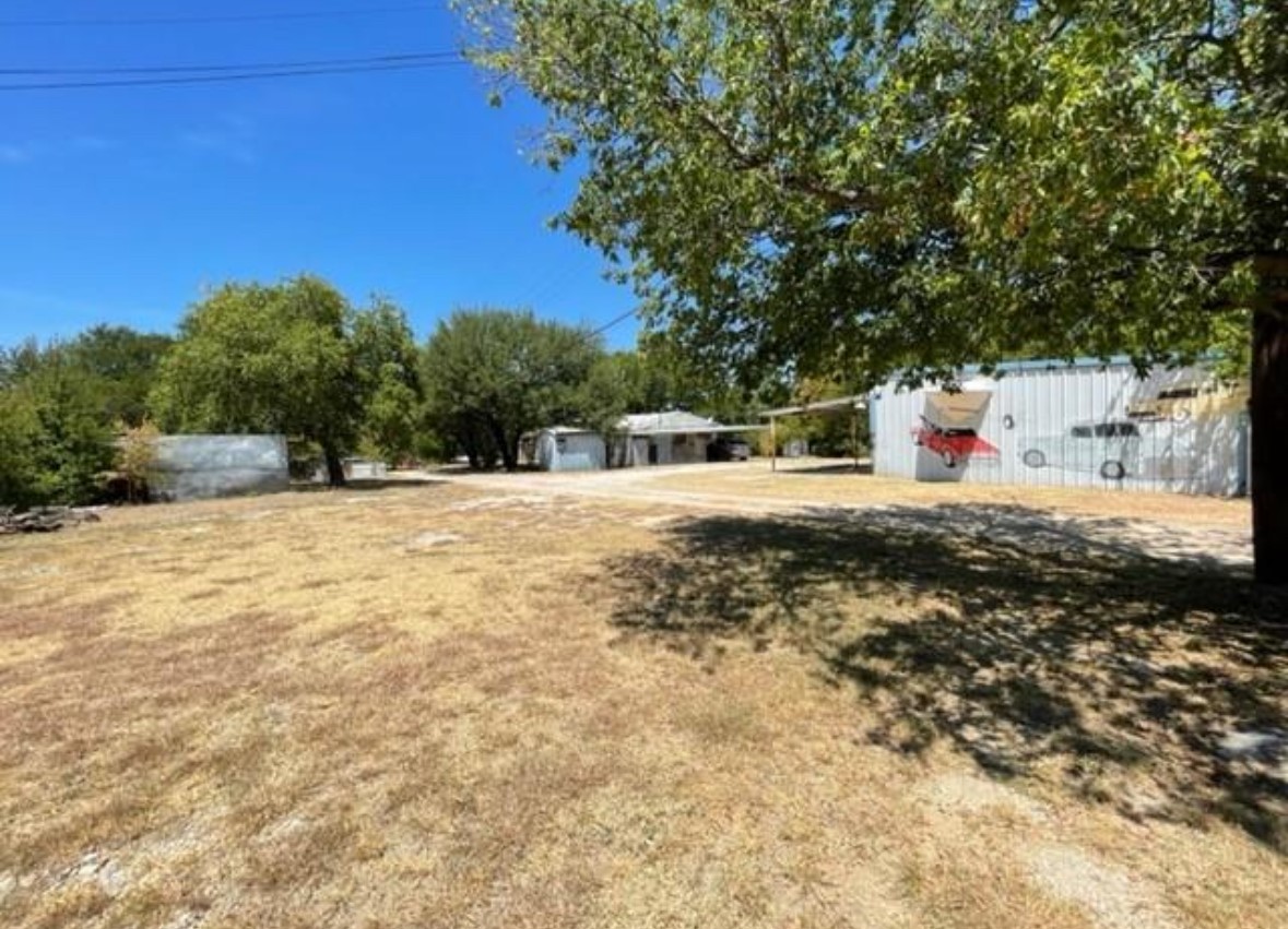 312 Alexander Lane Bridgeport TX 76426
