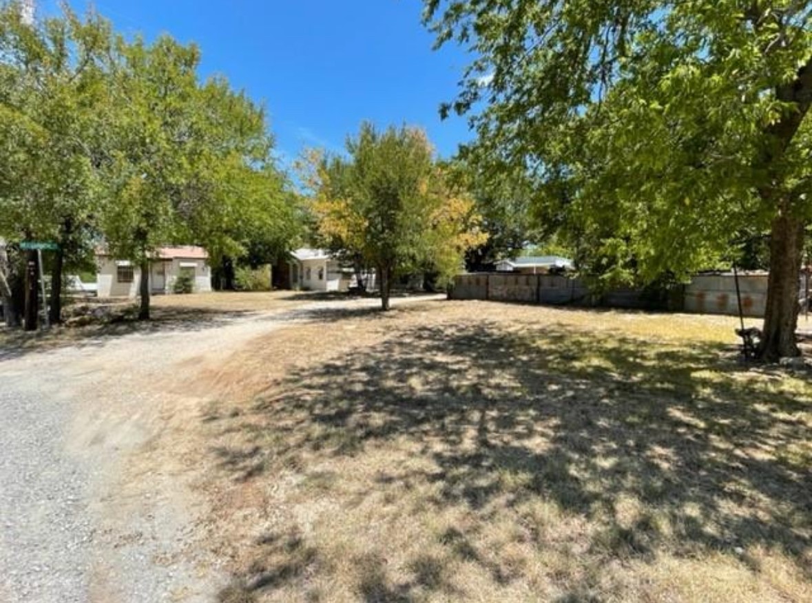 312 Alexander Lane Bridgeport TX 76426
