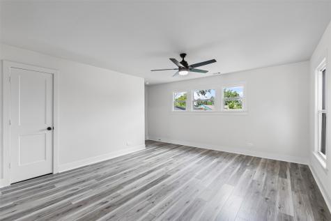 2327 Brookfield Avenue Dallas TX 75235