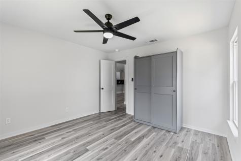 2327 Brookfield Avenue Dallas TX 75235