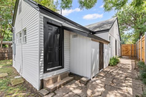 2327 Brookfield Avenue Dallas TX 75235