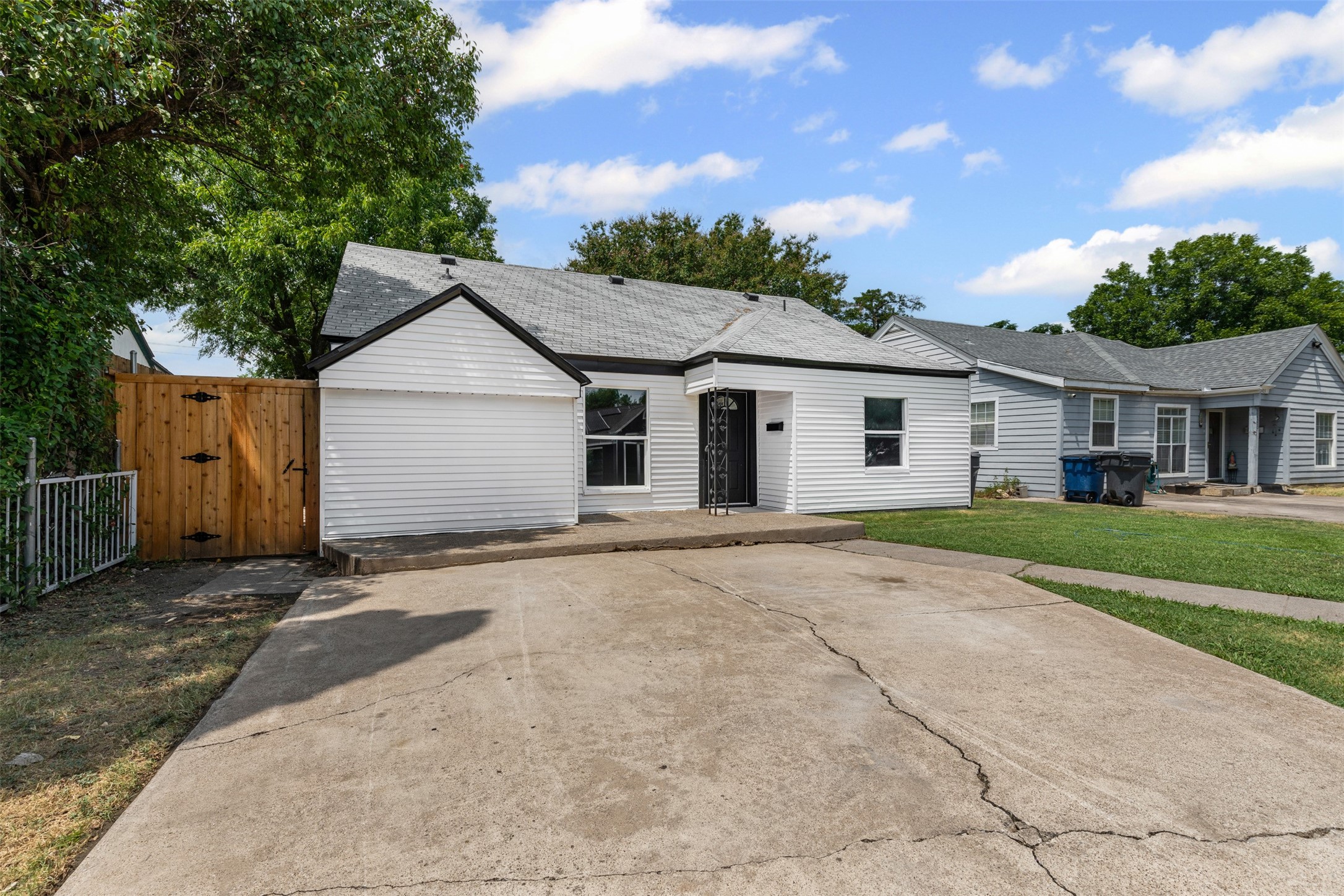 2327 Brookfield Avenue Dallas TX 75235