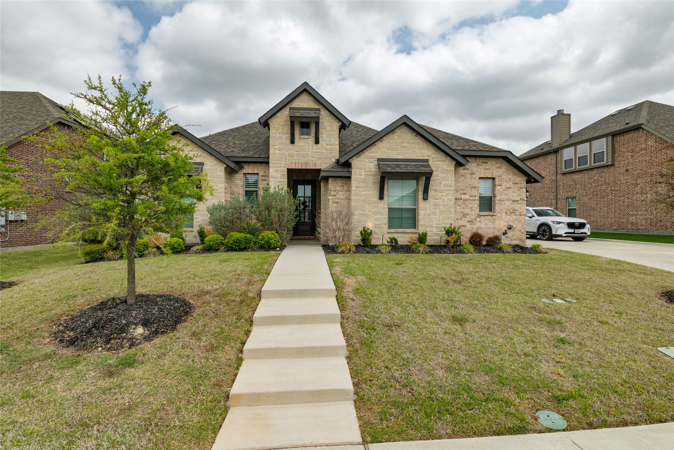 4045 Grove Valley Road Midlothian TX 76065