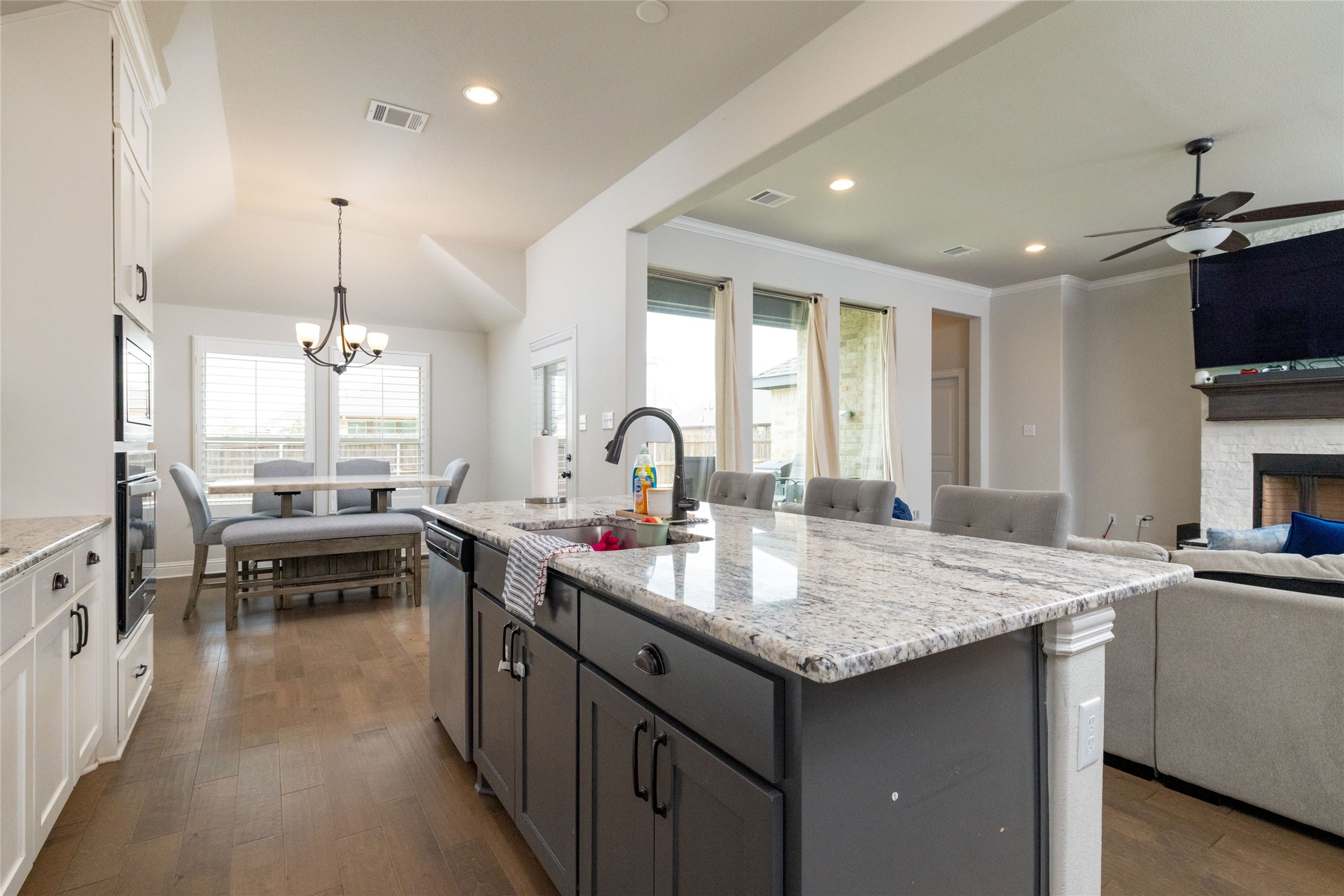 4045 Grove Valley Road Midlothian TX 76065