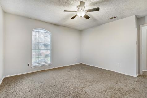 2112 Meadowview Drive Corinth TX 76210