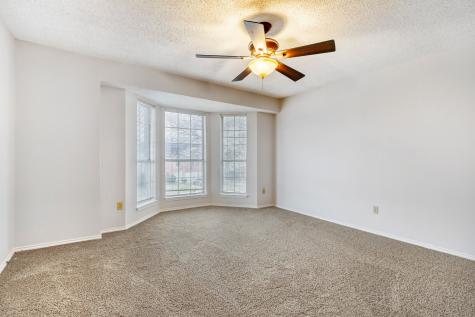 2112 Meadowview Drive Corinth TX 76210