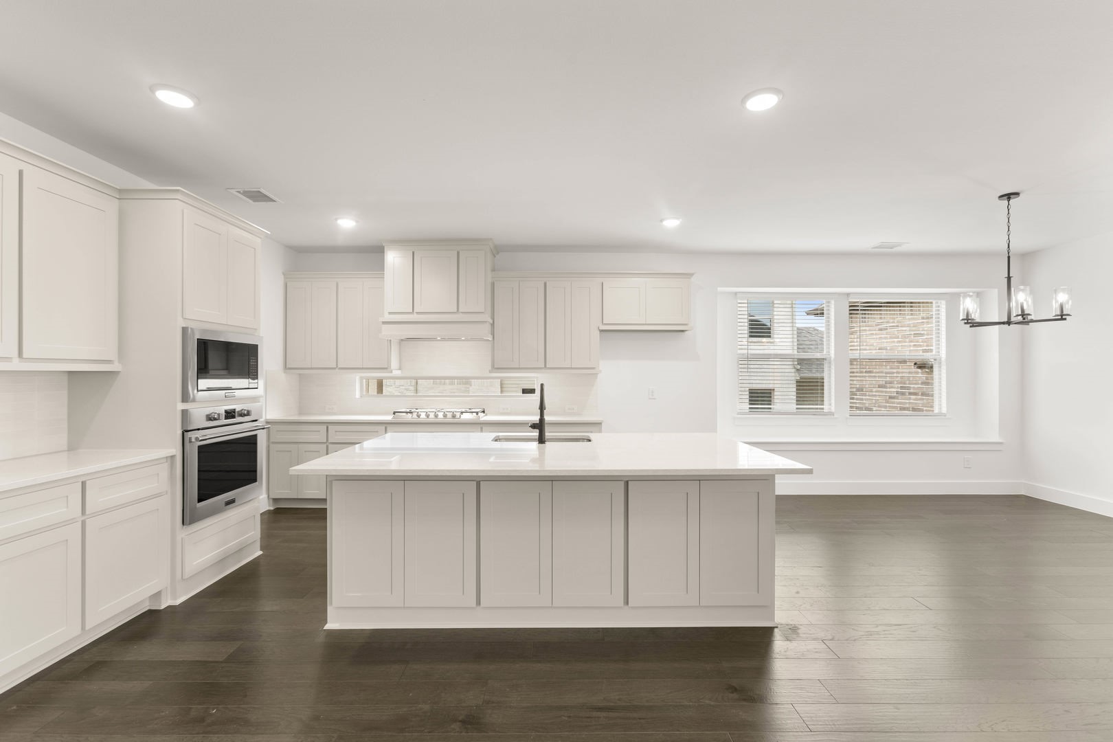 412 Newpark Boulevard Desoto TX 75115