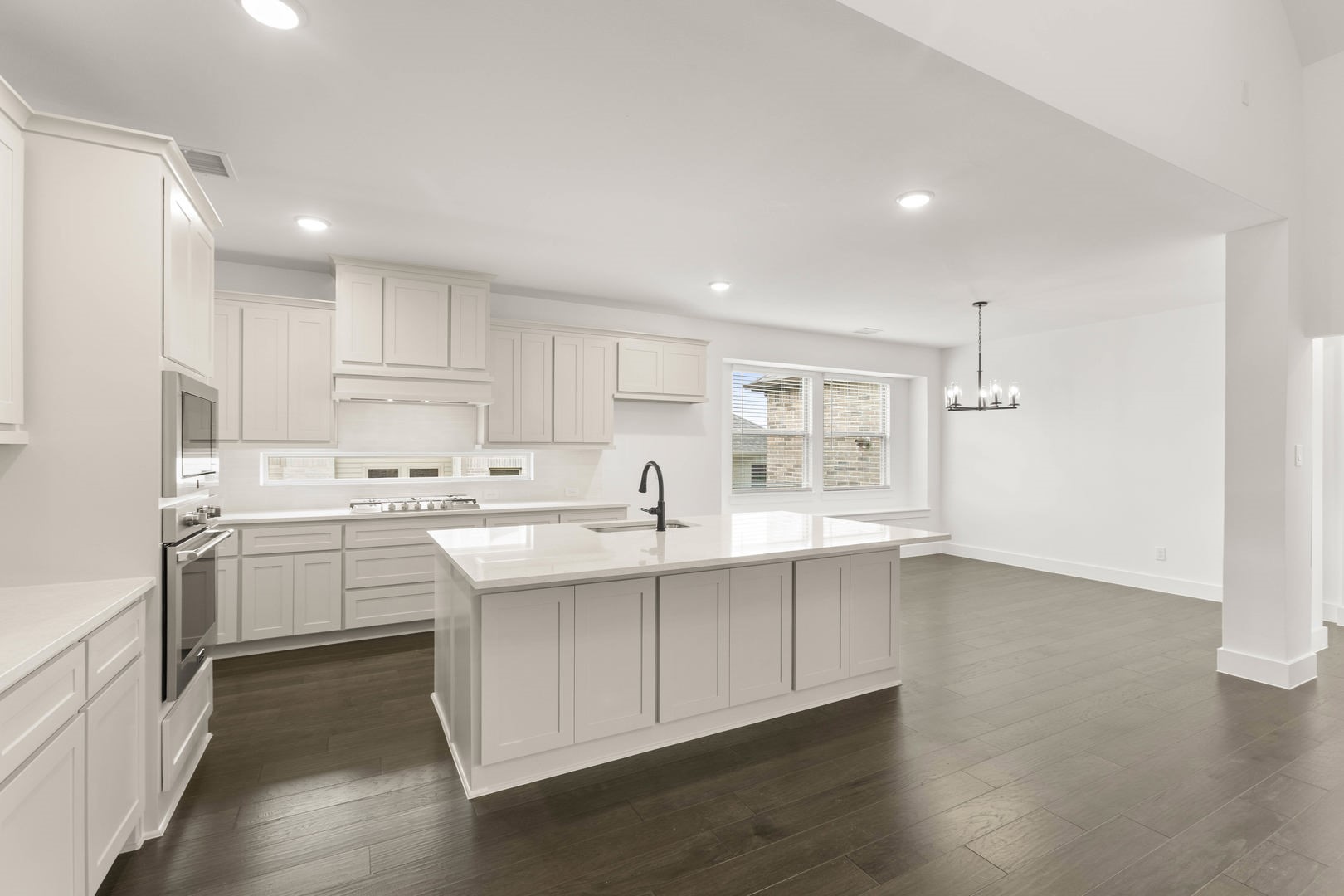 412 Newpark Boulevard Desoto TX 75115