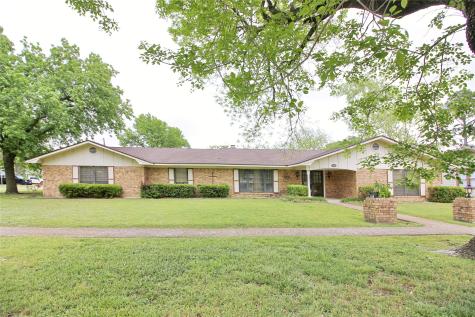 400 S Fordyce Street Blooming Grove TX 76626