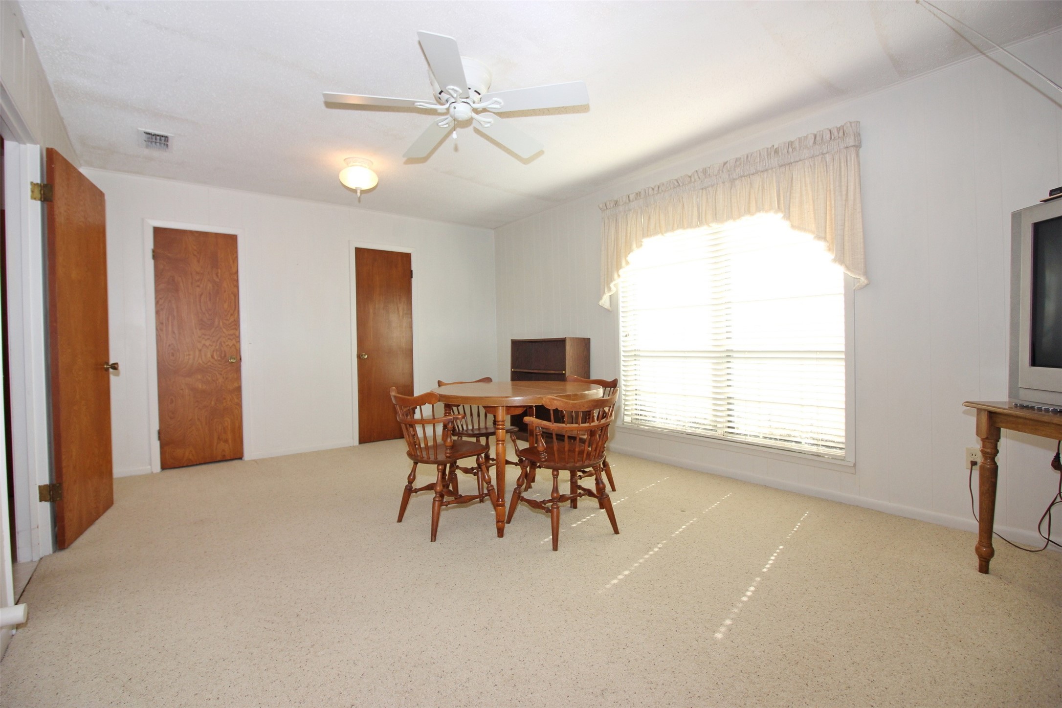 400 S Fordyce Street Blooming Grove TX 76626
