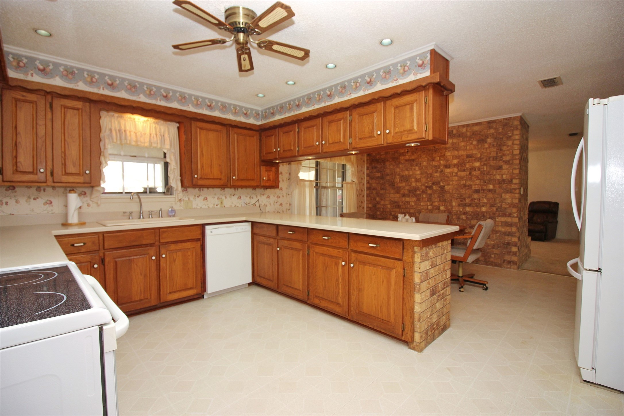 400 S Fordyce Street Blooming Grove TX 76626
