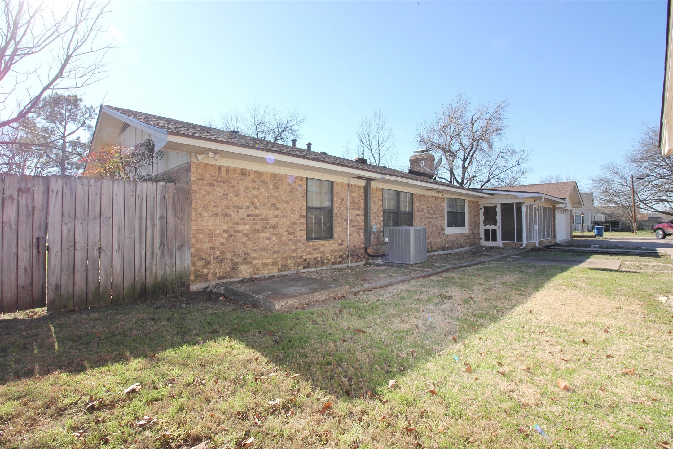 400 S Fordyce Street Blooming Grove TX 76626