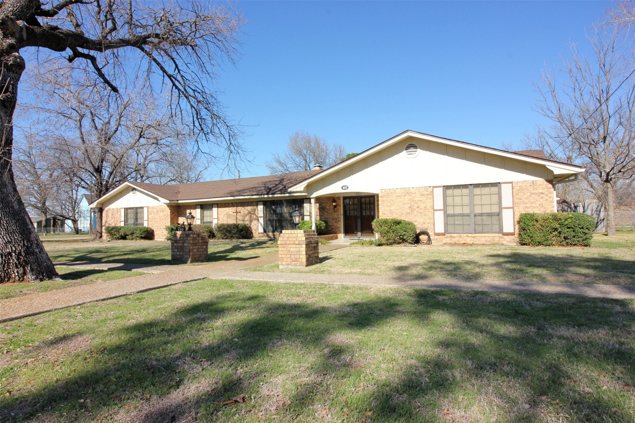 400 S Fordyce Street Blooming Grove TX 76626