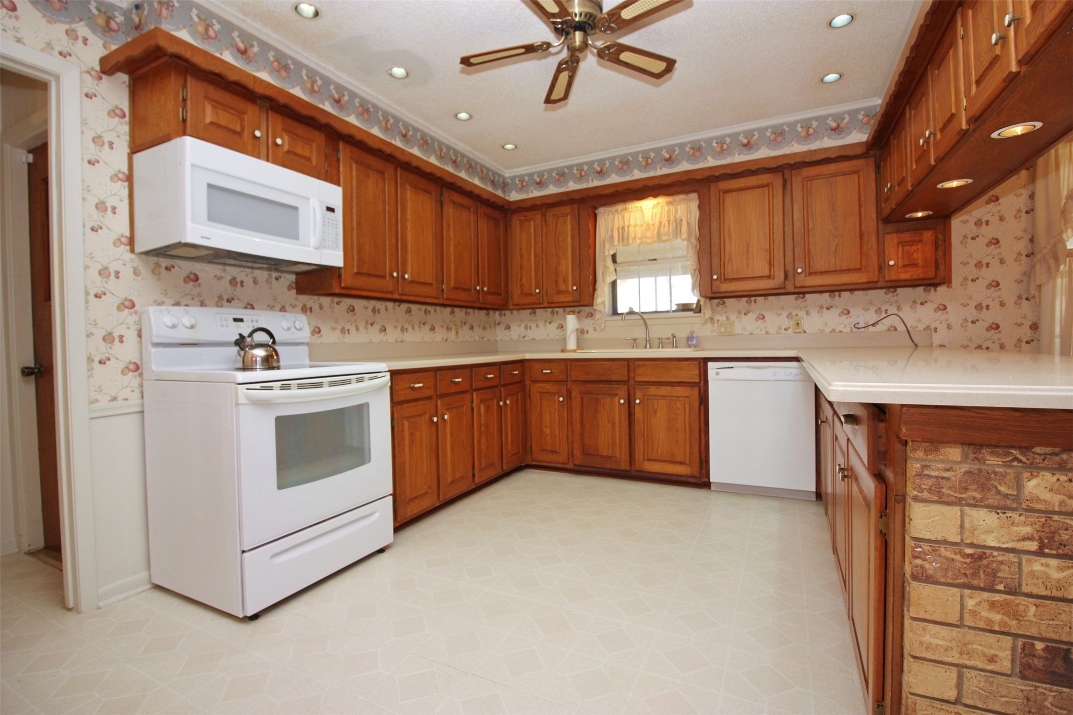 400 S Fordyce Street Blooming Grove TX 76626