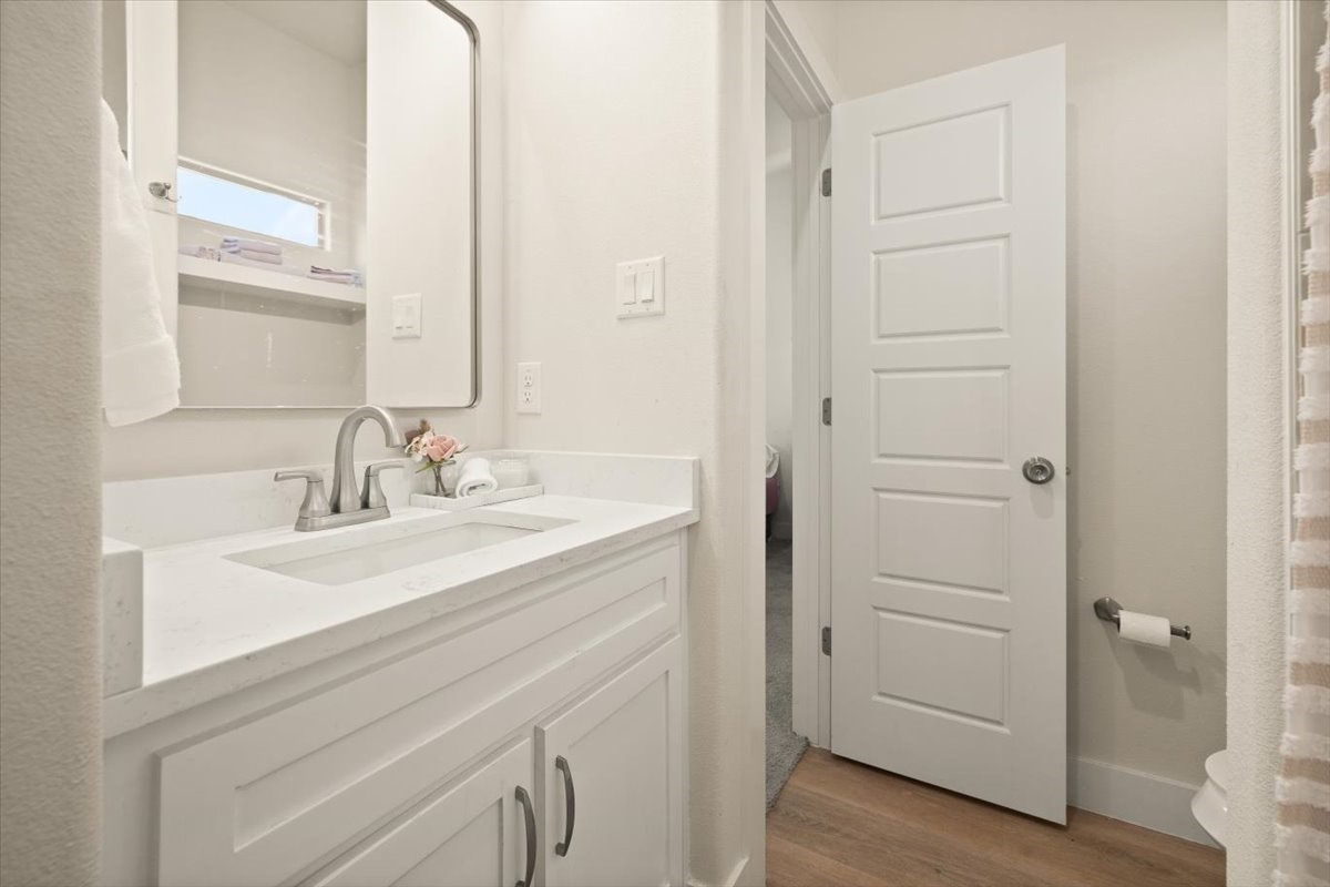 5511 Black Pine Circle Granbury TX 76048
