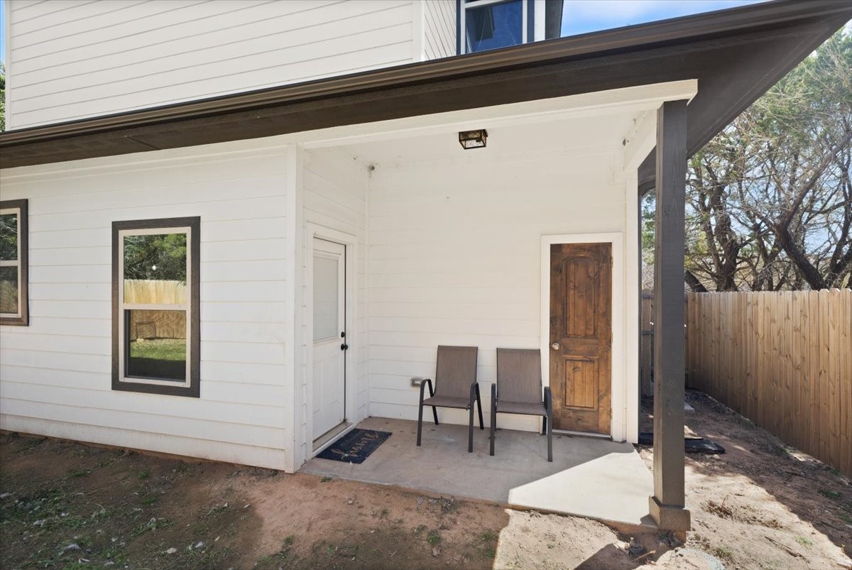 5511 Black Pine Circle Granbury TX 76048
