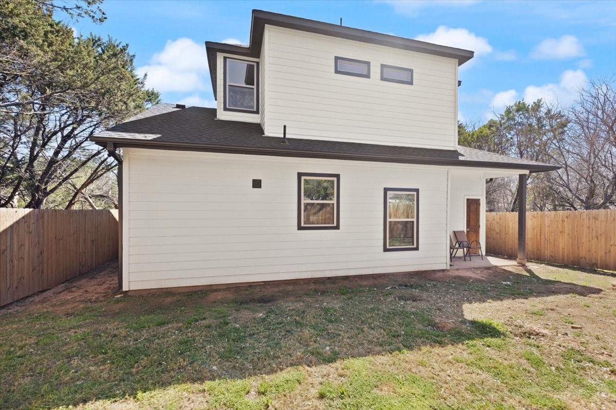 5511 Black Pine Circle Granbury TX 76048
